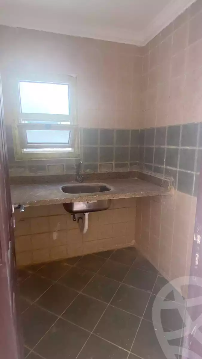 https://aqarmap.com.eg/en/listing/4134354-for-sale-north-coast-resorts-emirates-heights