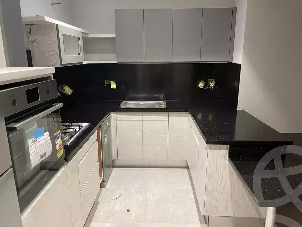 https://aqarmap.com.eg/en/listing/4136648-for-rent-cairo-6th-of-october-compound-aeon