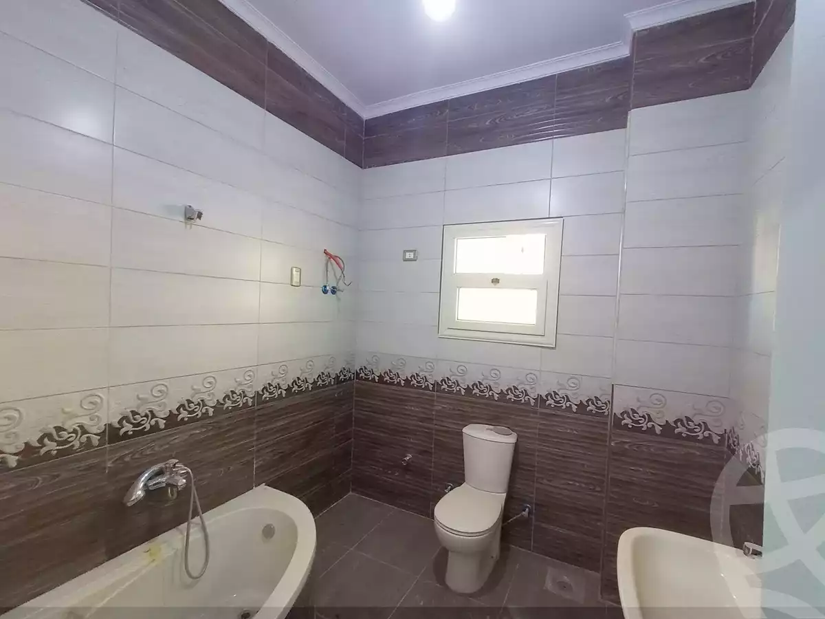 https://aqarmap.com.eg/en/listing/4138918-for-rent-cairo-new-cairo-sharq-el-akadamiya-al-tahrir-st