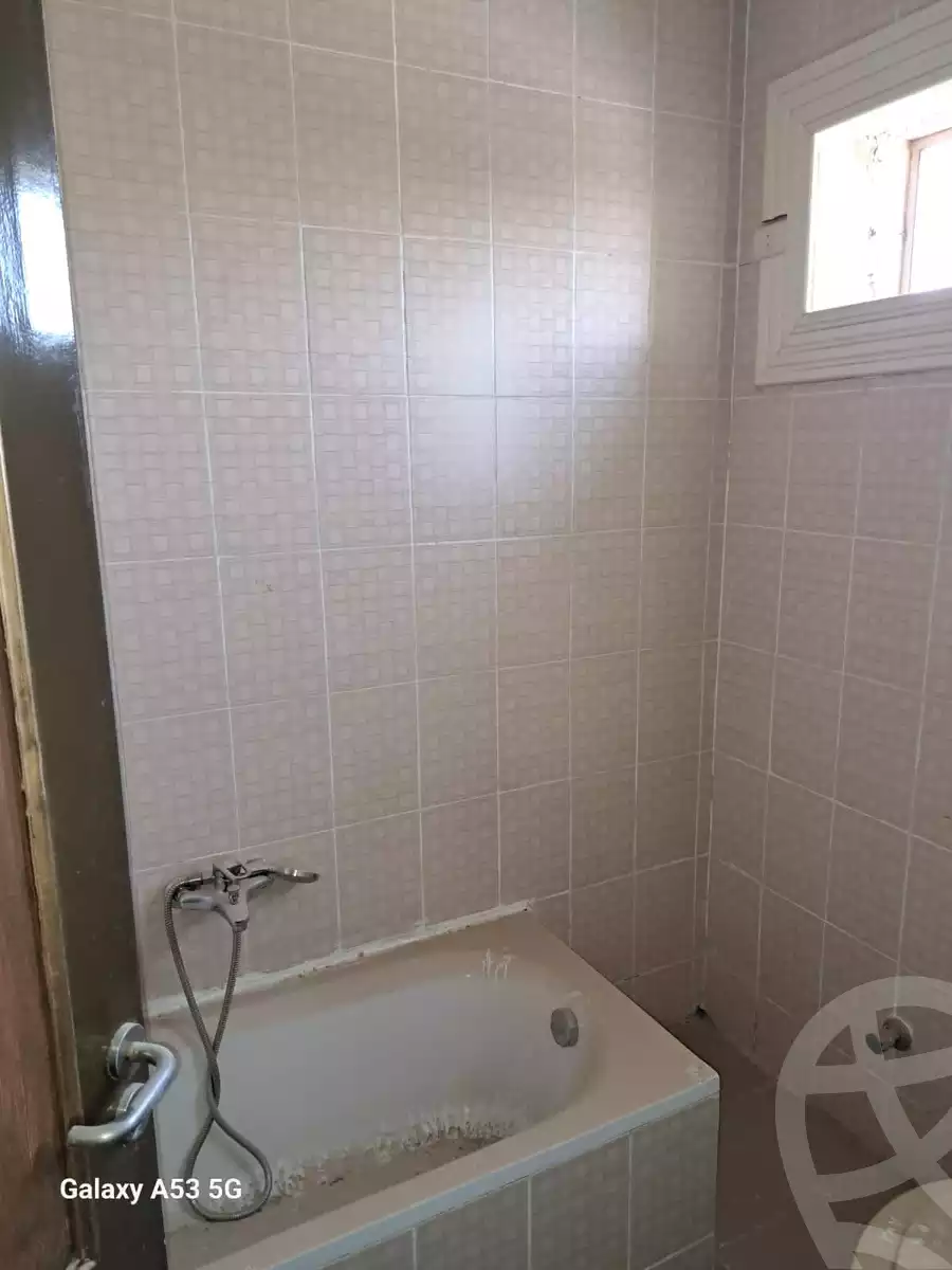 https://aqarmap.com.eg/en/listing/4141562-for-rent-mdyn-lshrwq-compounds-alborouj