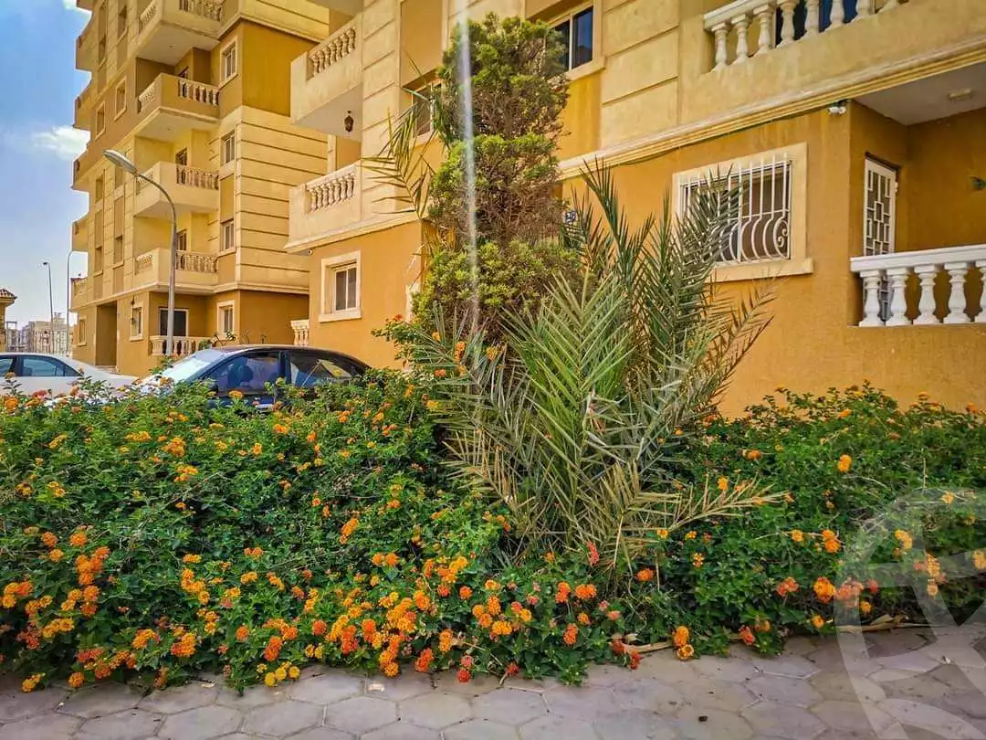 https://aqarmap.com.eg/ar/listing/4142436-for-sale-roaya-compound