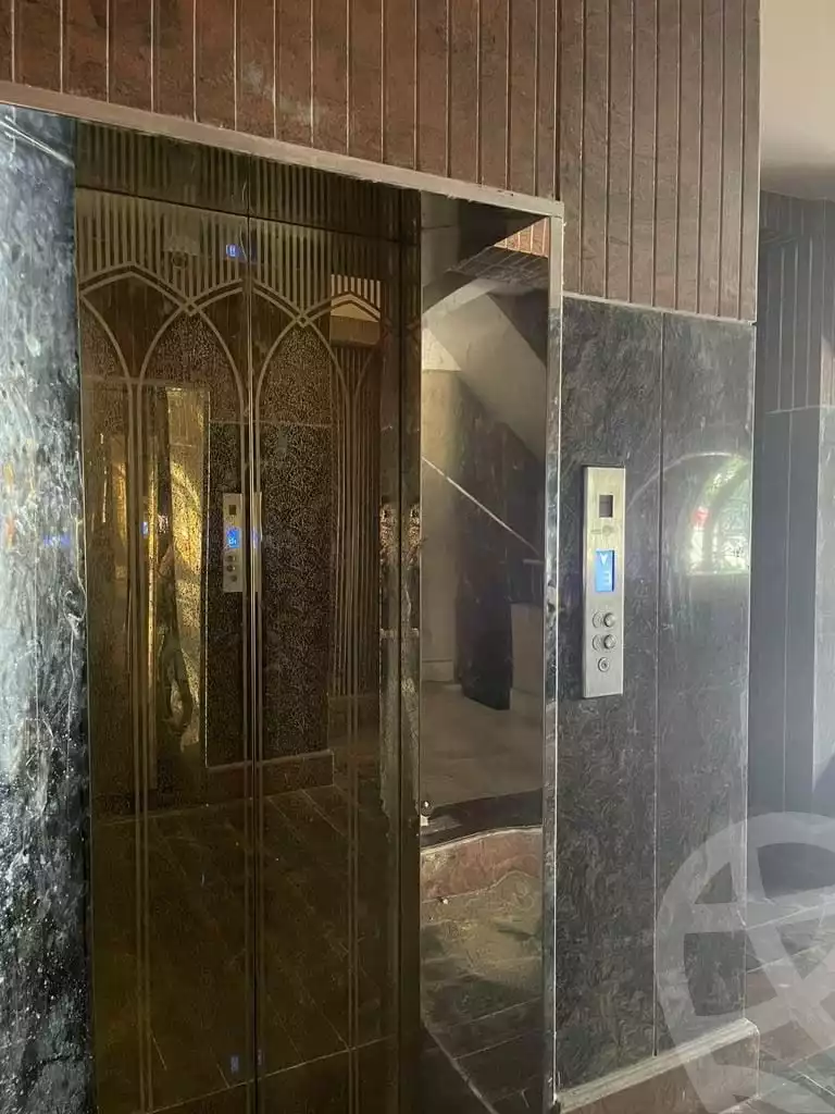 https://aqarmap.com.eg/ar/listing/4143531-for-sale-cairo-nasr-city-1st-zone-mohamed-youssef-moussa-st