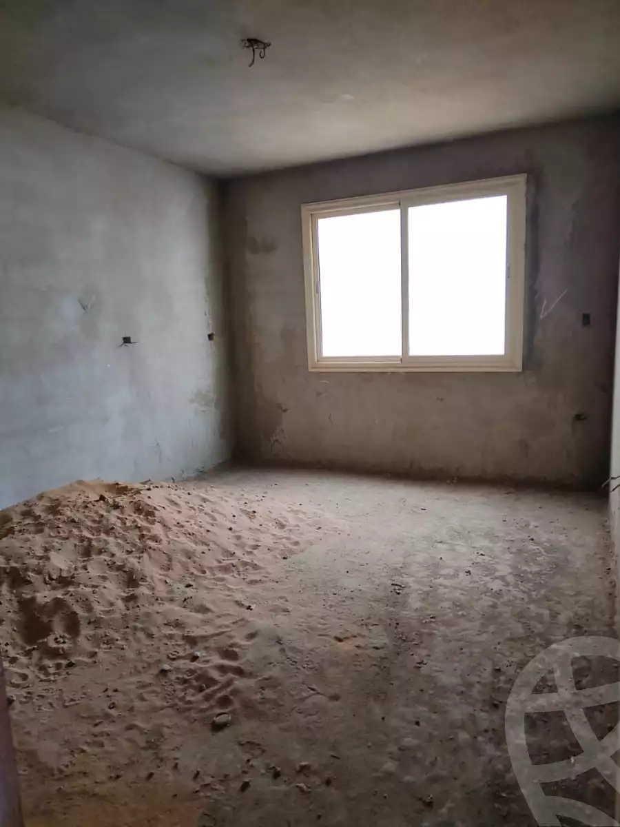https://aqarmap.com.eg/en/listing/4141665-for-sale-cairo-new-cairo-compounds-galleria-moon-valley