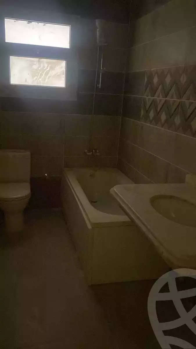 https://aqarmap.com.eg/en/listing/4144241-for-sale-cairo-new-administrative-capital-r3-dh-byr-mwl