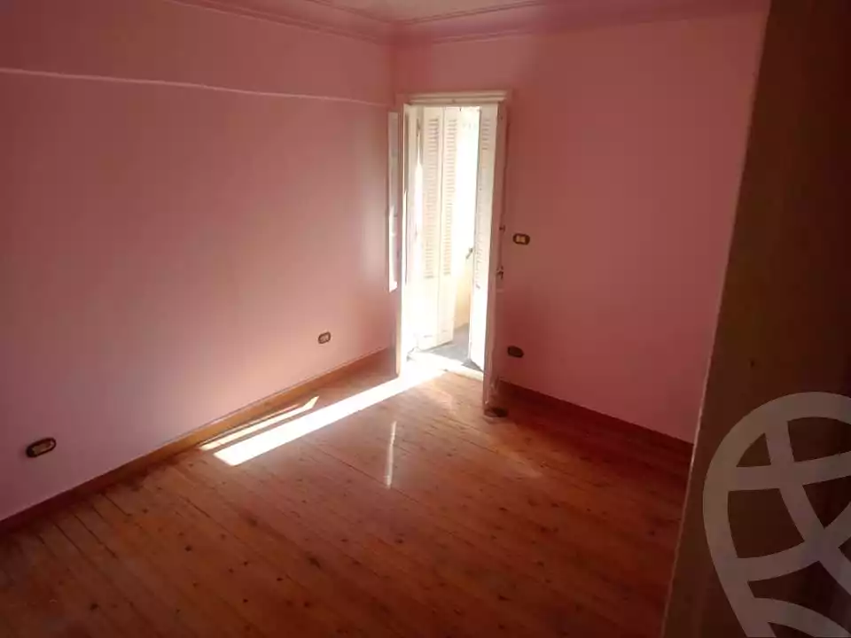 https://aqarmap.com.eg/ar/listing/4145192-for-sale-alexandria-el-hanouvel-al-asdakaa-st