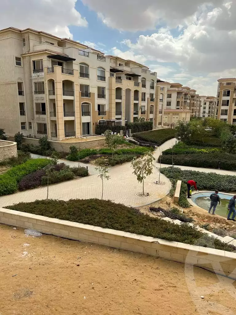 https://aqarmap.com.eg/en/listing/4145472-for-sale-cairo-new-cairo-compounds-stwn-ryzydns-by-ar-y-llttwyr