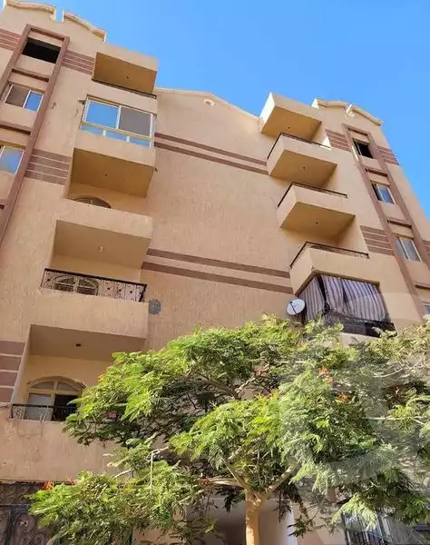 https://aqarmap.com.eg/en/listing/4147808-for-sale-cairo-6th-of-october-compound-green-4
