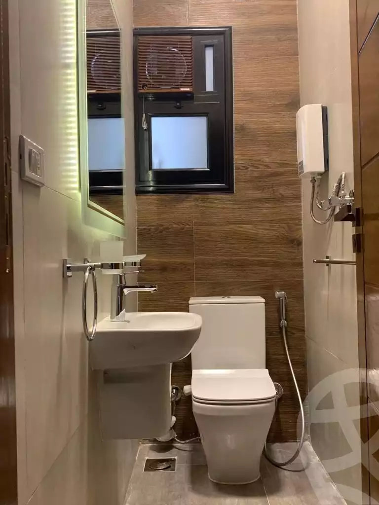 https://aqarmap.com.eg/en/listing/4147788-for-rent-cairo-new-cairo-compounds-midtown