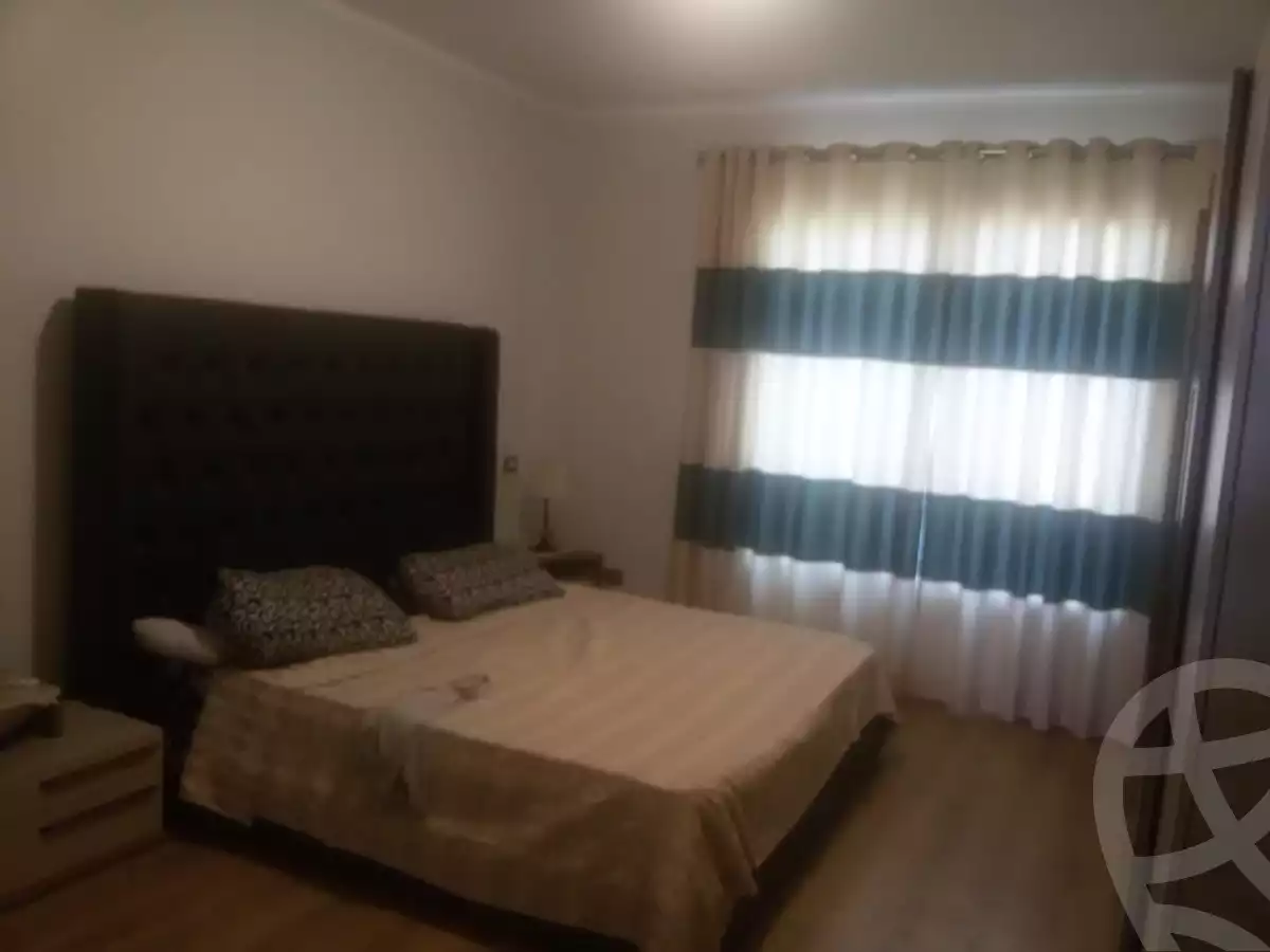 https://aqarmap.com.eg/en/listing/4149376-for-rent-cairo-6th-of-october-compound-palm-parks