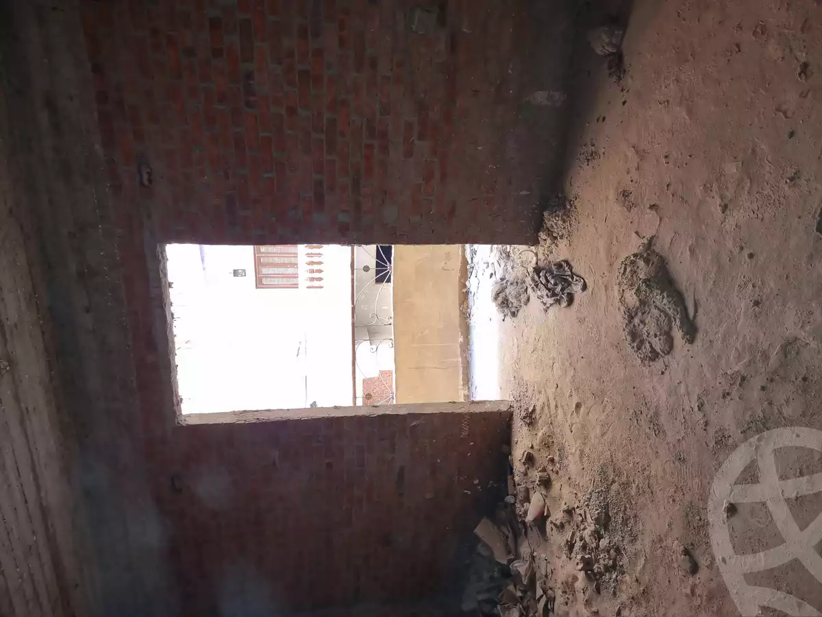 https://aqarmap.com.eg/ar/listing/4150083-for-sale-cairo-ain-shams-jsr-lswys-tqsym-mr-bn-lkhtb