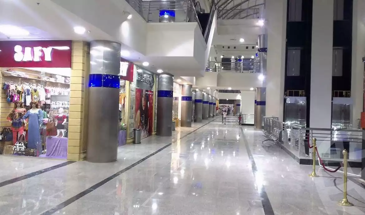 https://aqarmap.com.eg/ar/listing/4150305-for-sale-cairo-el-shorouk-skn-lshbb-63m