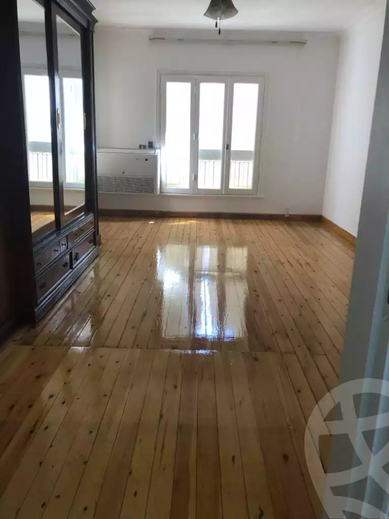 https://aqarmap.com.eg/en/listing/4150489-for-sale-cairo-el-agouza-shr-tnt