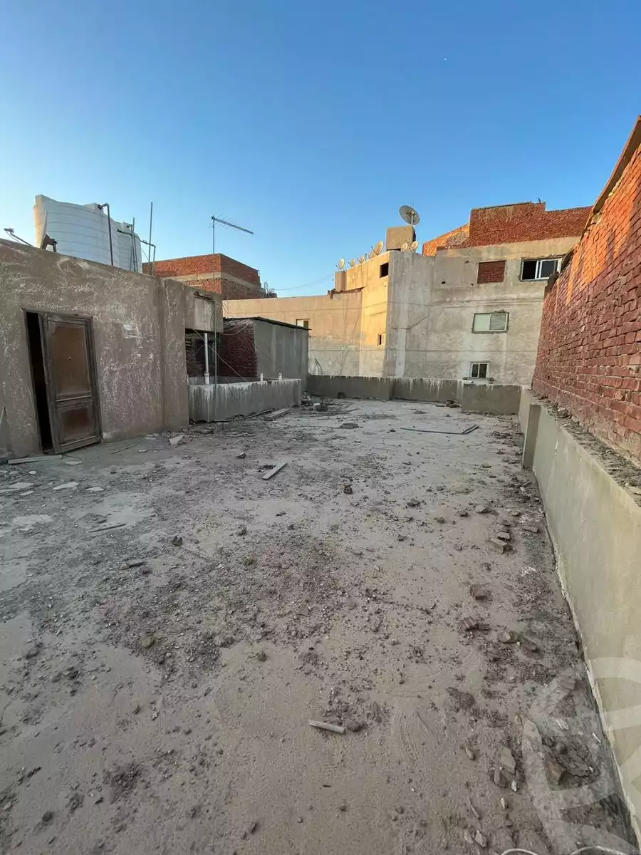 https://aqarmap.com.eg/ar/listing/4150586-for-sale-cairo-mokattam-manteqt-ganob-s