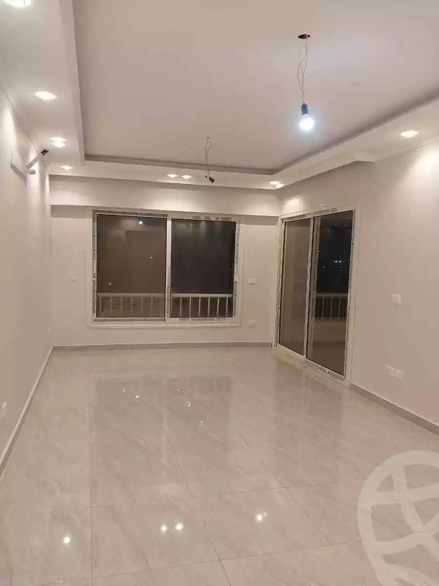 https://aqarmap.com.eg/en/listing/4151135-for-rent-cairo-6th-of-october-compound-garden-hills