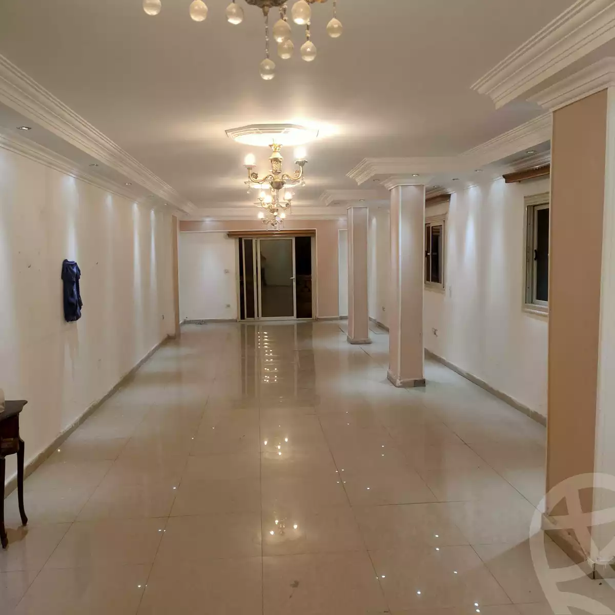 https://aqarmap.com.eg/ar/listing/4152775-for-rent-cairo-hdyq-lhrm--mntq-d