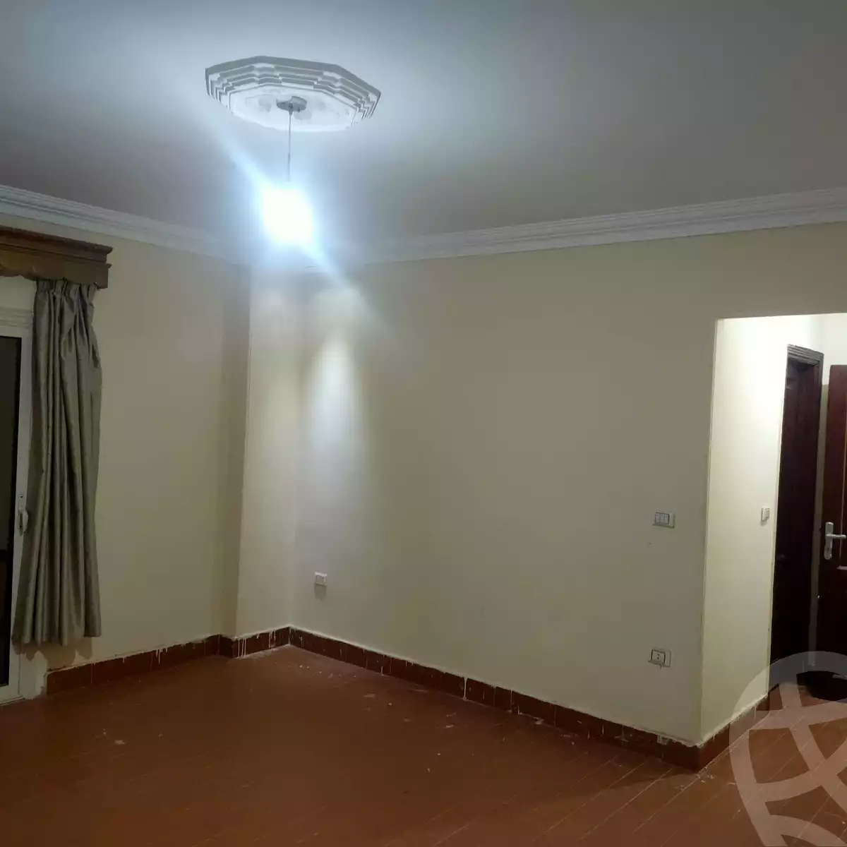 https://aqarmap.com.eg/ar/listing/4152775-for-rent-cairo-hdyq-lhrm--mntq-d