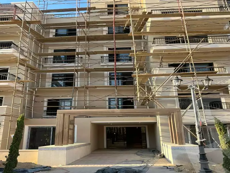 https://aqarmap.com.eg/en/listing/4153234-for-sale-cairo-el-sheikh-zayed-city-compounds-kmbwnd-fyldj-wyst-dr-llttwyr