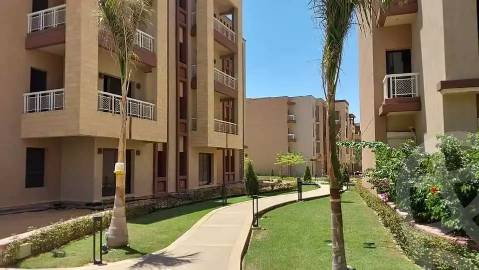 https://aqarmap.com.eg/ar/listing/4153396-for-sale-cairo-6th-of-october-compound-green-5