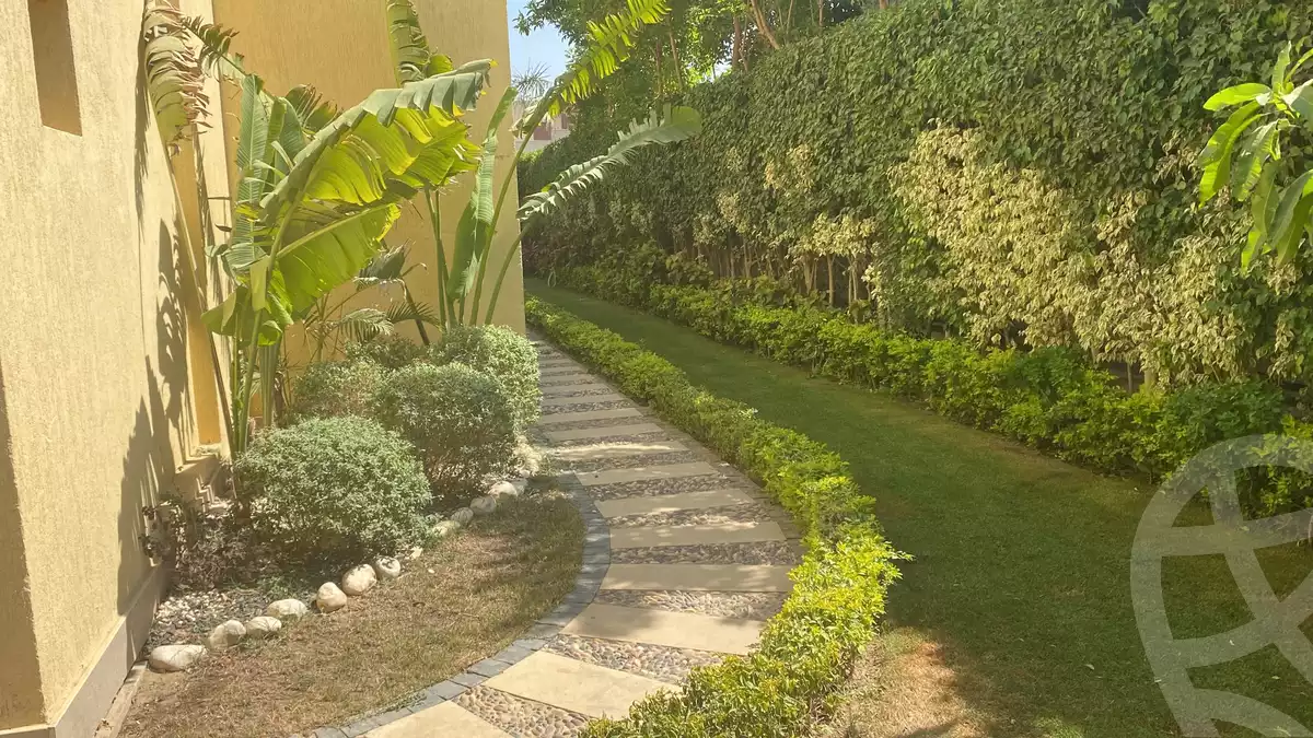 https://aqarmap.com.eg/en/listing/4153379-for-rent-cairo-el-sheikh-zayed-city-compounds-kmbwnd-ljry-swdyk