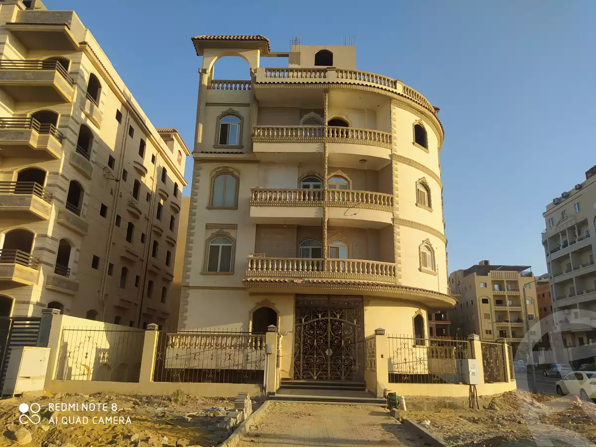https://aqarmap.com.eg/en/listing/4153643-for-sale-cairo-new-cairo-north-investors-mahmoud-al-sharif-st