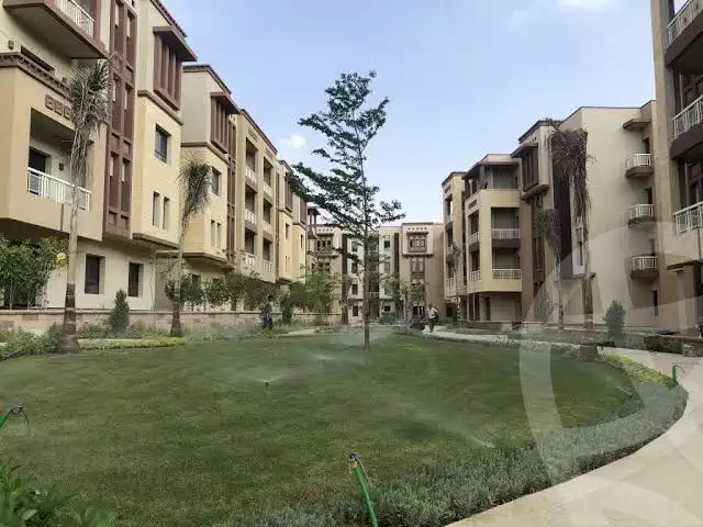 https://aqarmap.com.eg/en/listing/4153952-for-sale-cairo-6th-of-october-compound-green-5