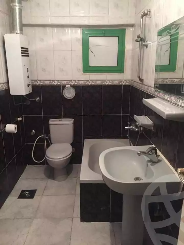 https://aqarmap.com.eg/ar/listing/4153989-for-sale-cairo-shoubra-jzyr-bdrn-al-masara-st
