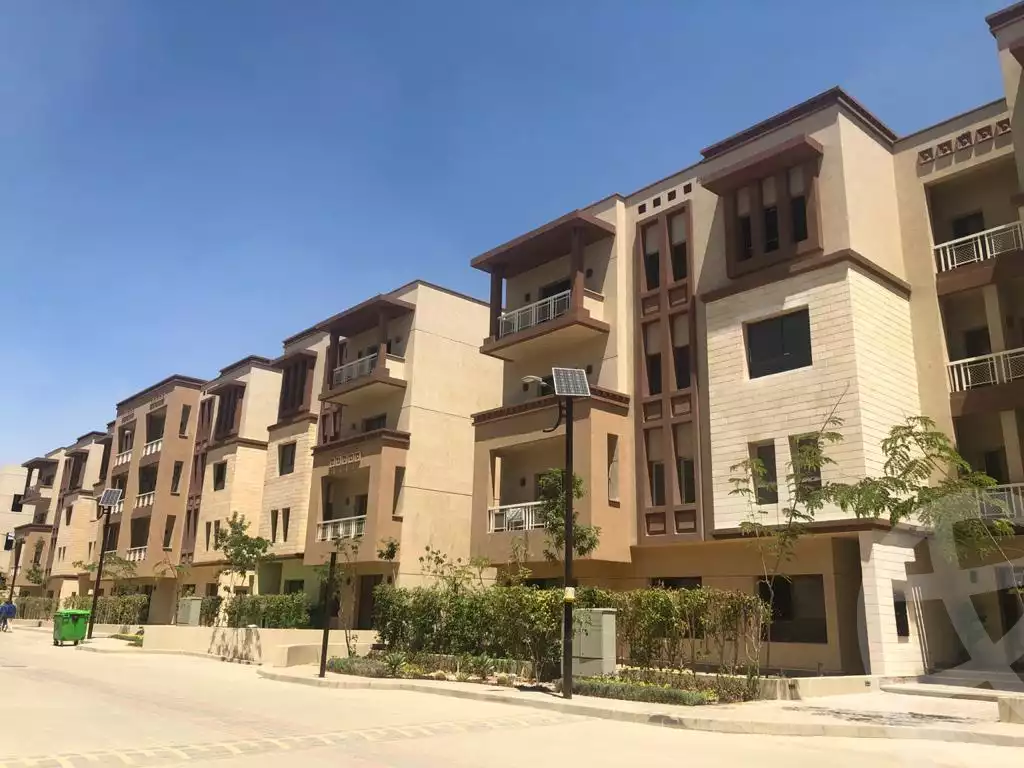 https://aqarmap.com.eg/en/listing/4155420-for-sale-cairo-6th-of-october-compound-green-5