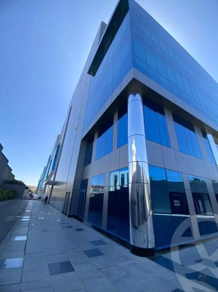 https://aqarmap.com.eg/en/listing/4156045-for-sale-cairo-el-sheikh-zayed-city-compounds-in-sheikh-zayed-capital-business-park
