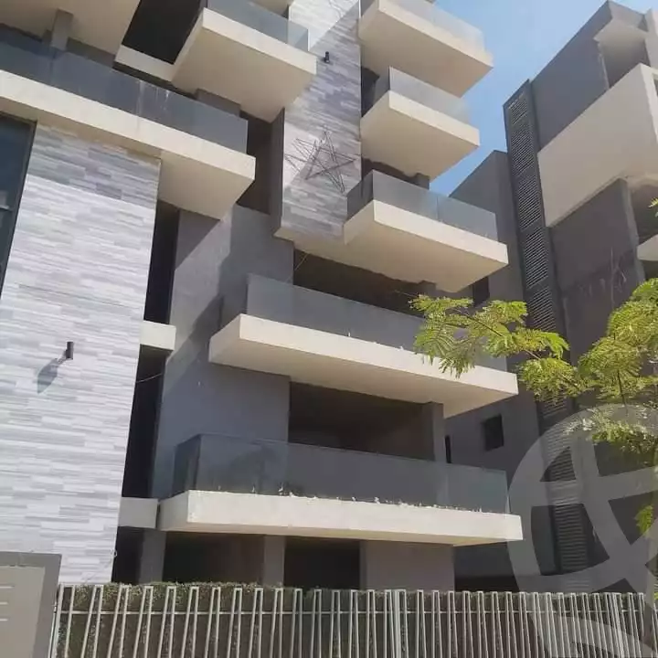 https://aqarmap.com.eg/en/listing/4156327-for-sale-cairo-6th-of-october-new-october-skn-msr