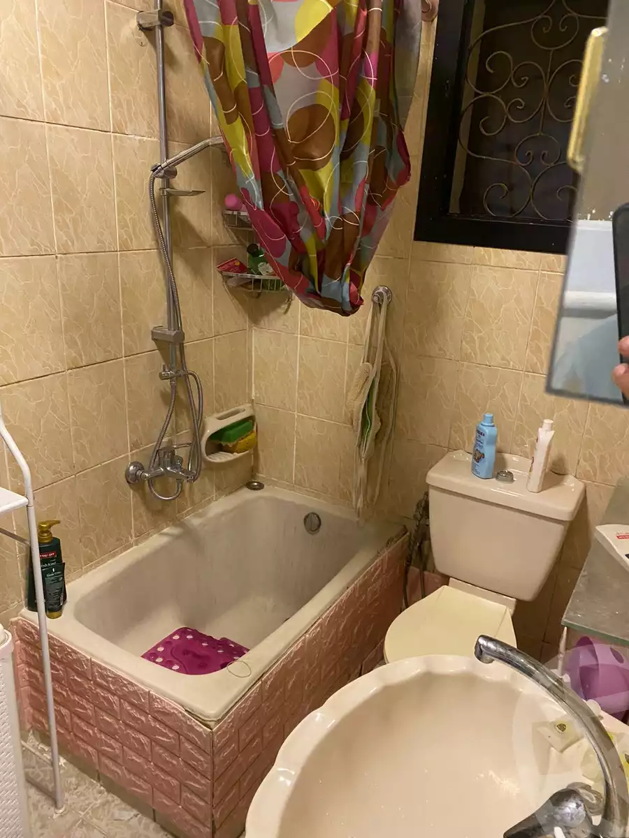 https://aqarmap.com.eg/en/listing/4158780-for-rent-cairo-new-cairo-compounds-la-rose