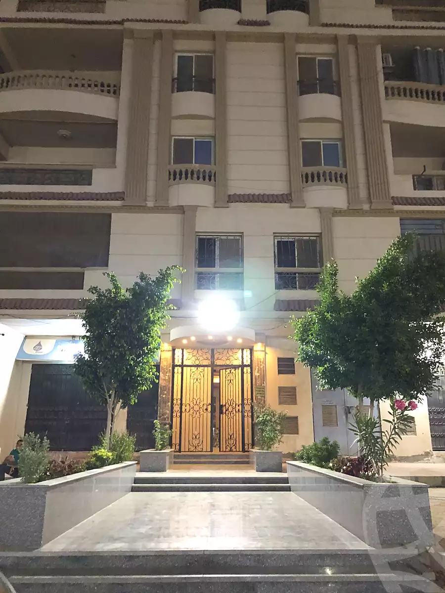 https://aqarmap.com.eg/en/listing/4161526-for-sale-cairo-nasr-city-mostafa-el-nahaas-st