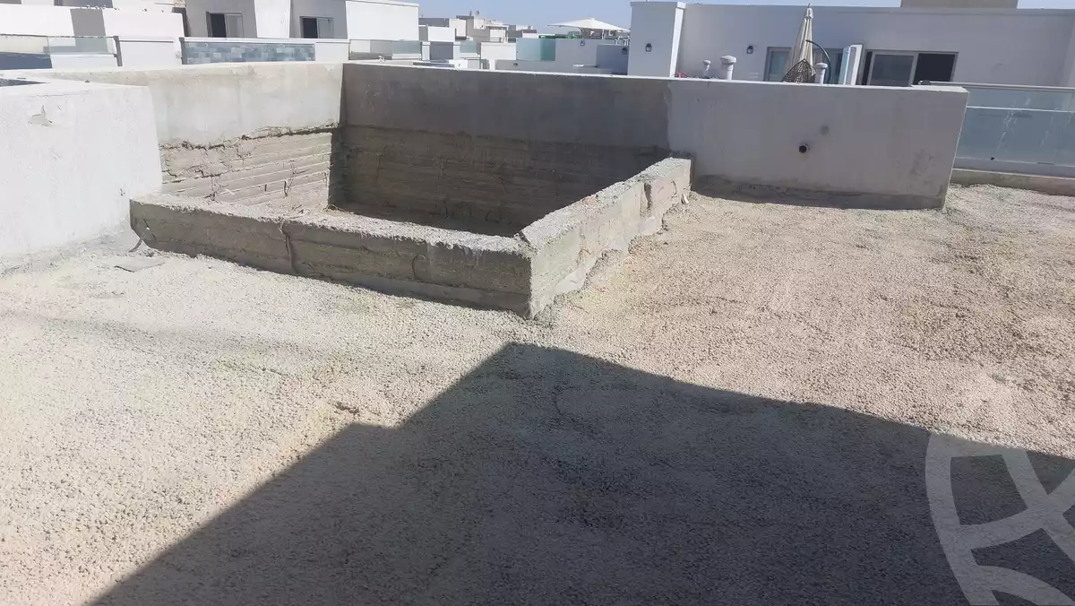 https://aqarmap.com.eg/ar/listing/4163569-for-sale-cairo-new-cairo-compounds-moon-valley