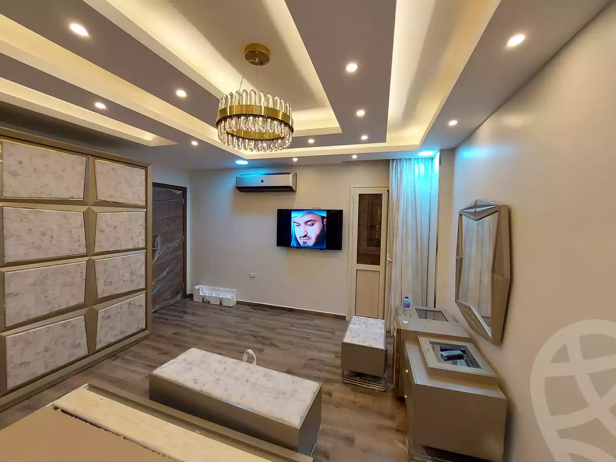https://aqarmap.com.eg/en/listing/4165557-for-sale-cairo-heliopolis-gesr-elsuez-el-khamseen-st.
