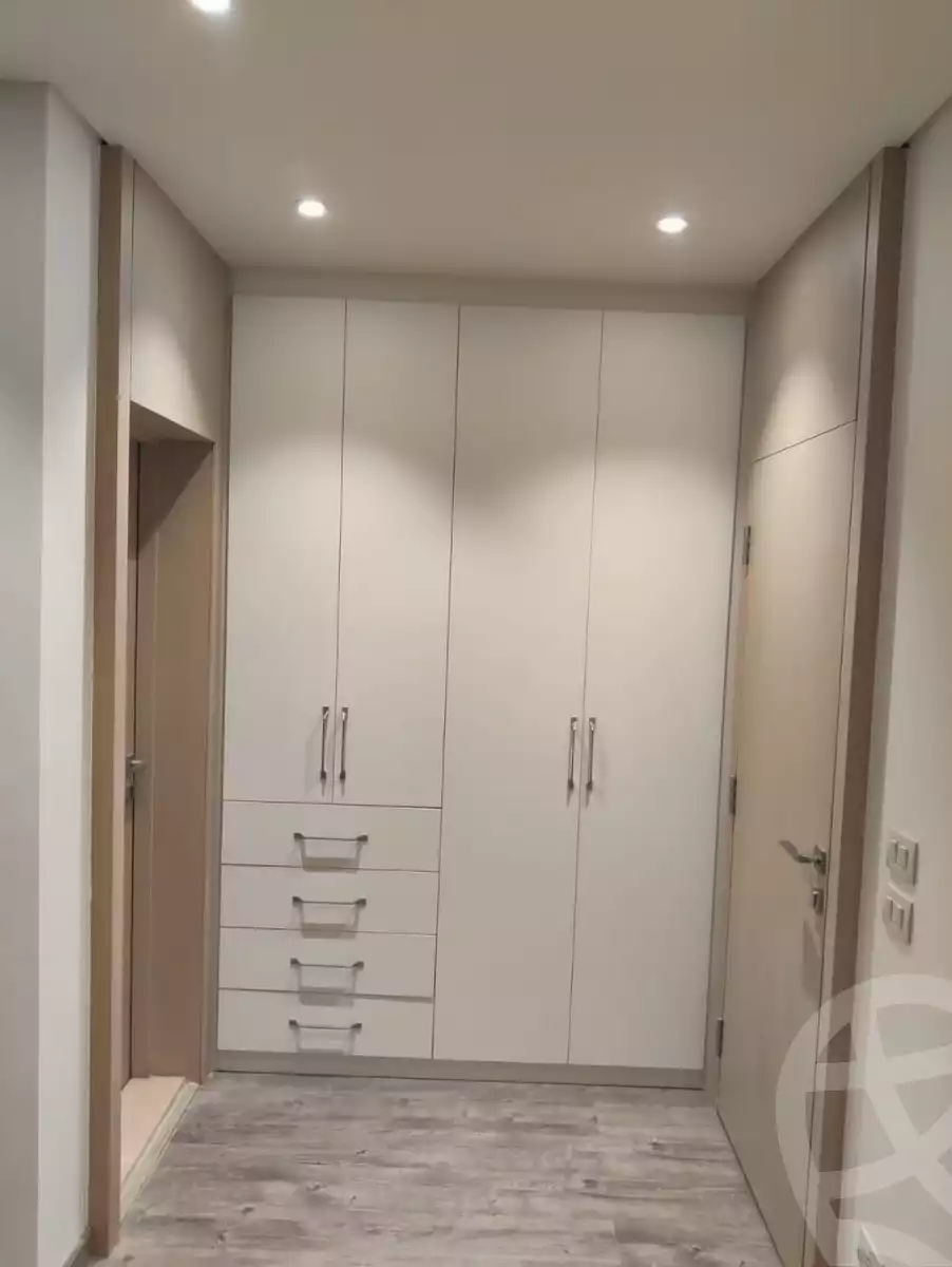 https://aqarmap.com.eg/en/listing/4166692-for-rent-cairo-6th-of-october-compound-the-crown