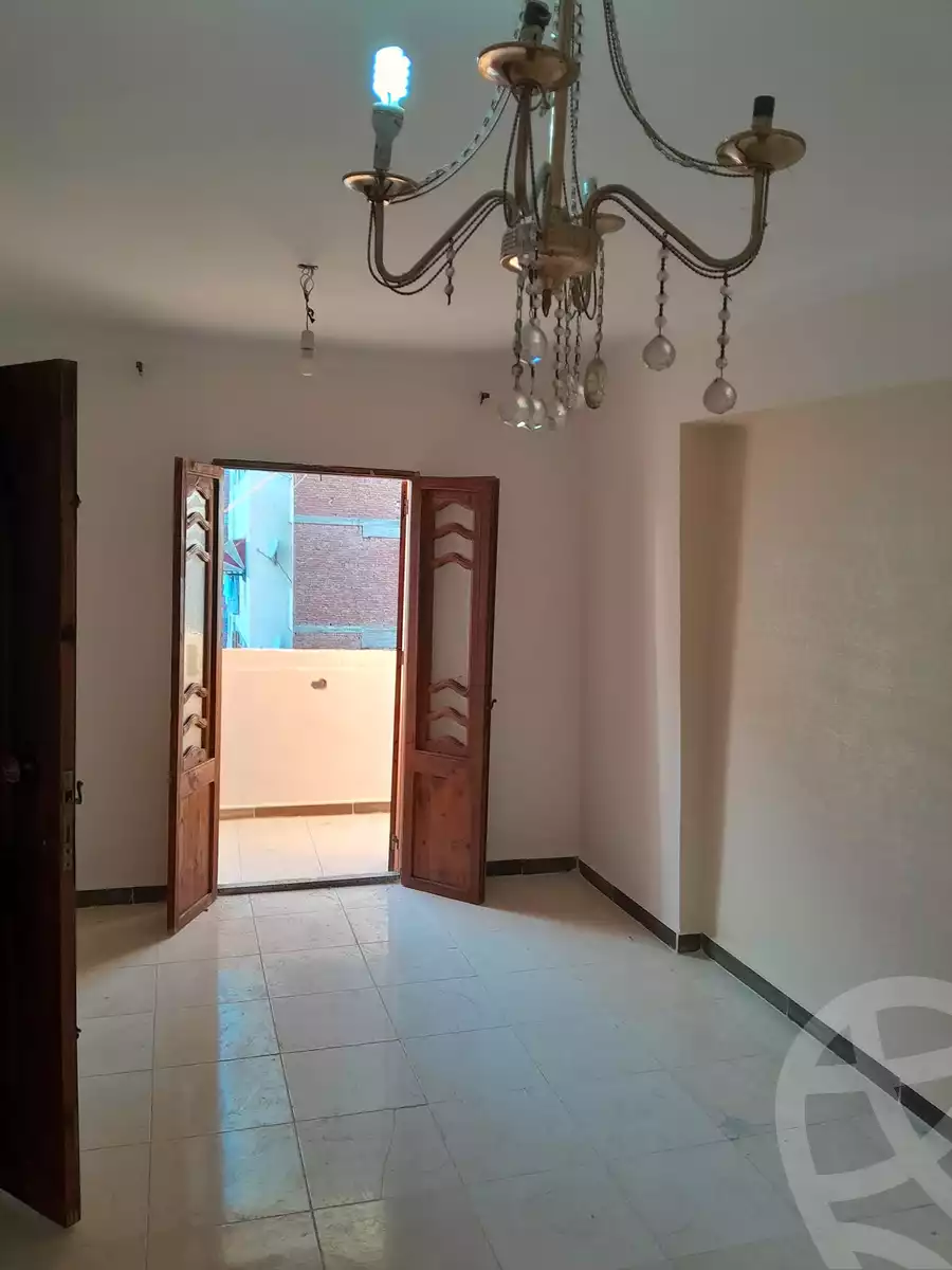 https://aqarmap.com.eg/ar/listing/4169617-for-sale-alexandria-moharram-bey-ali-al-askandarani-st