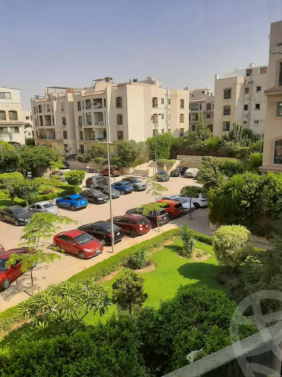 https://aqarmap.com.eg/en/listing/4173573-for-rent-cairo-new-cairo-compounds-zizinia-city