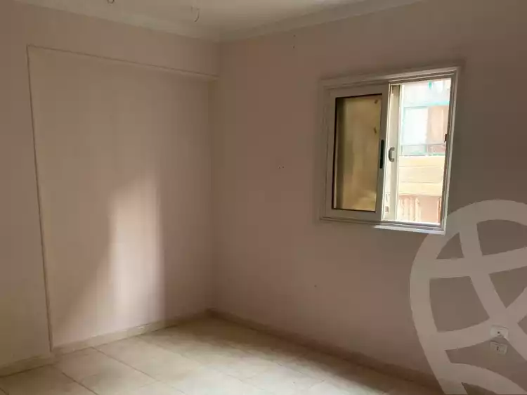 https://aqarmap.com.eg/en/listing/4174172-for-sale-cairo-madinat-el-salam-gamal-abd-el-nasser