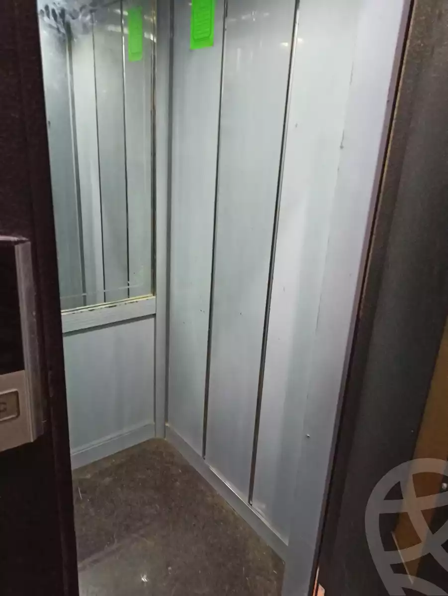 https://aqarmap.com.eg/ar/listing/4176347-for-sale-beheira-damanhour-damanhour-city-el-mahmoudeya-st