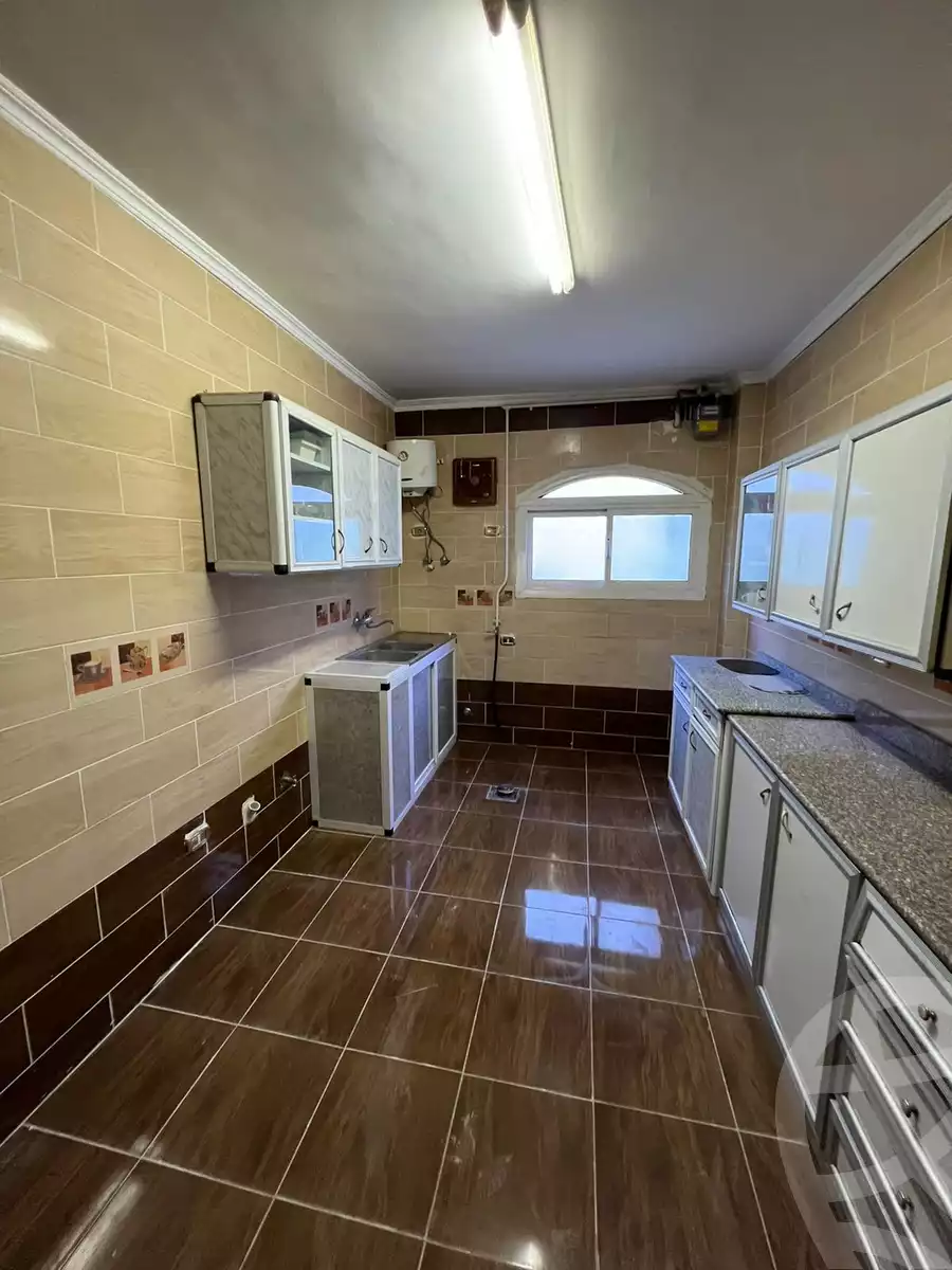 https://aqarmap.com.eg/ar/listing/4176820-for-sale-cairo-el-shorouk-lhy-lthny-grb-neighbourhood-2a-shagaret-al-dor-st