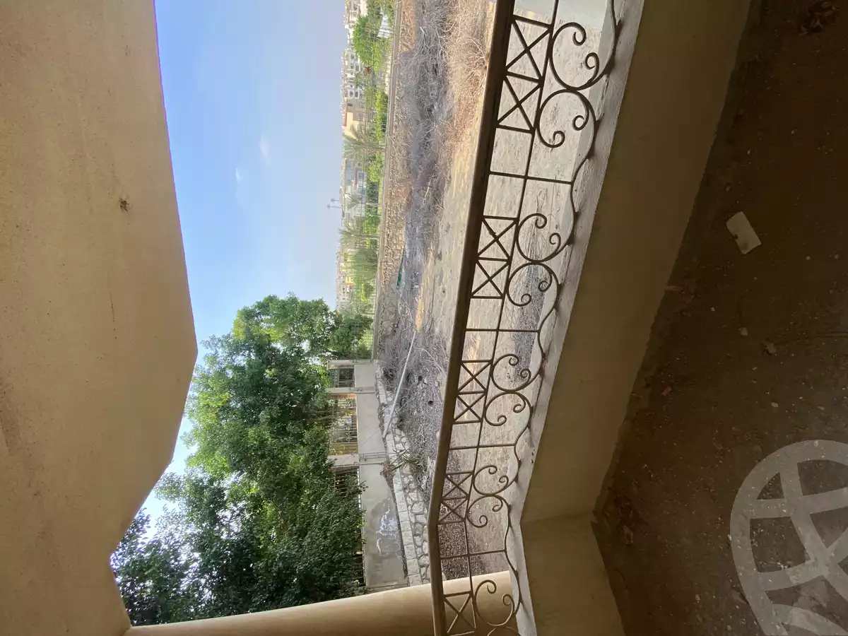 https://aqarmap.com.eg/en/listing/4177663-for-sale-cairo-new-cairo-compounds-zizinia-city