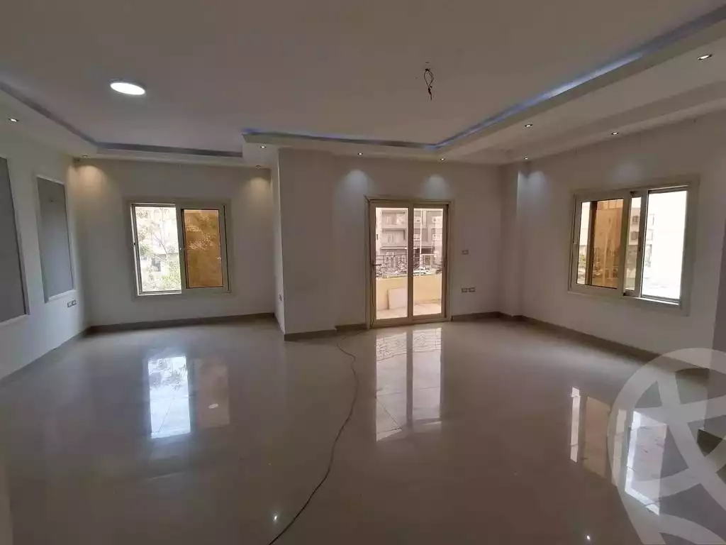 https://aqarmap.com.eg/en/listing/4177888-for-rent-cairo-el-sheikh-zayed-city-el-hay-elthamen-area-3