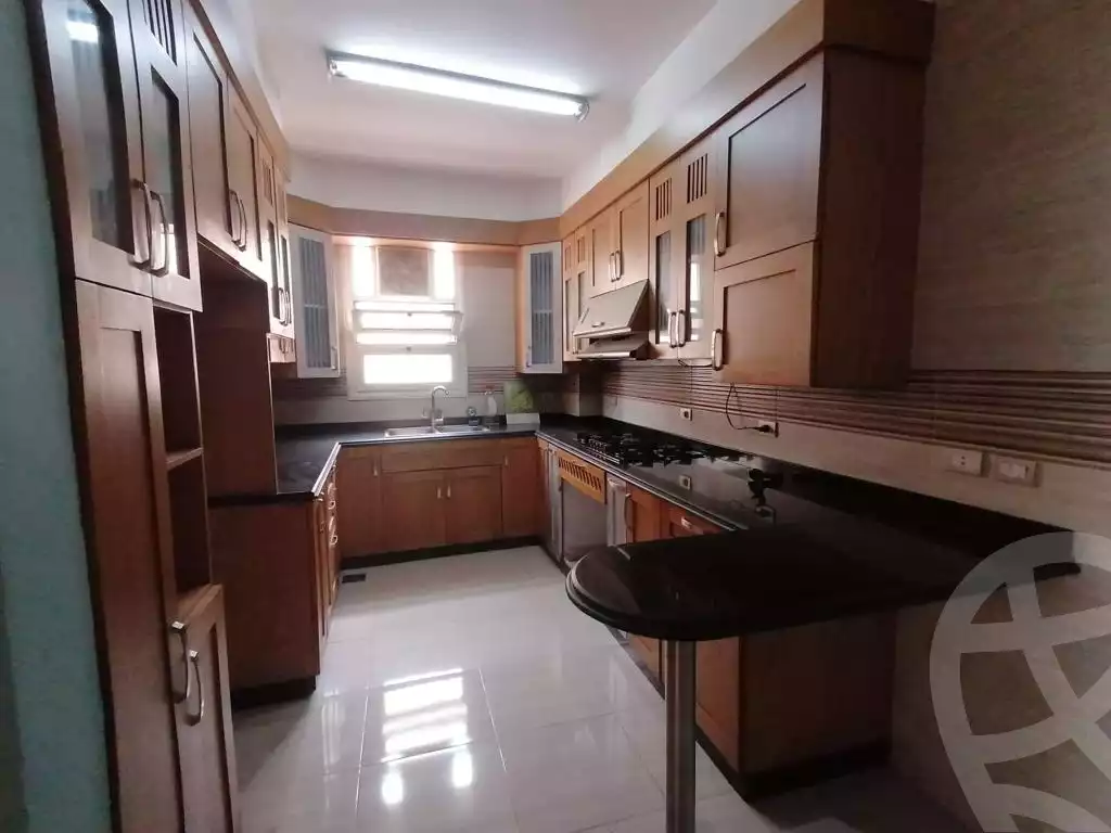 https://aqarmap.com.eg/en/listing/4177888-for-rent-cairo-el-sheikh-zayed-city-el-hay-elthamen-area-3