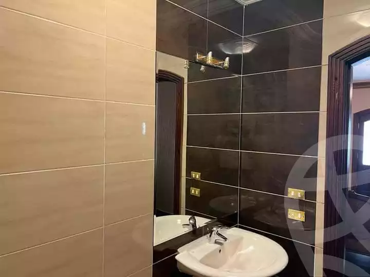 https://aqarmap.com.eg/en/listing/4181567-for-sale-cairo-new-cairo-jml-bd-lnsr