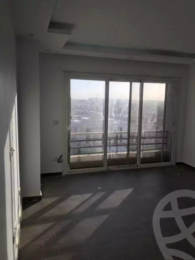 https://aqarmap.com.eg/en/listing/4183833-for-rent-cairo-new-cairo-compounds-the-square