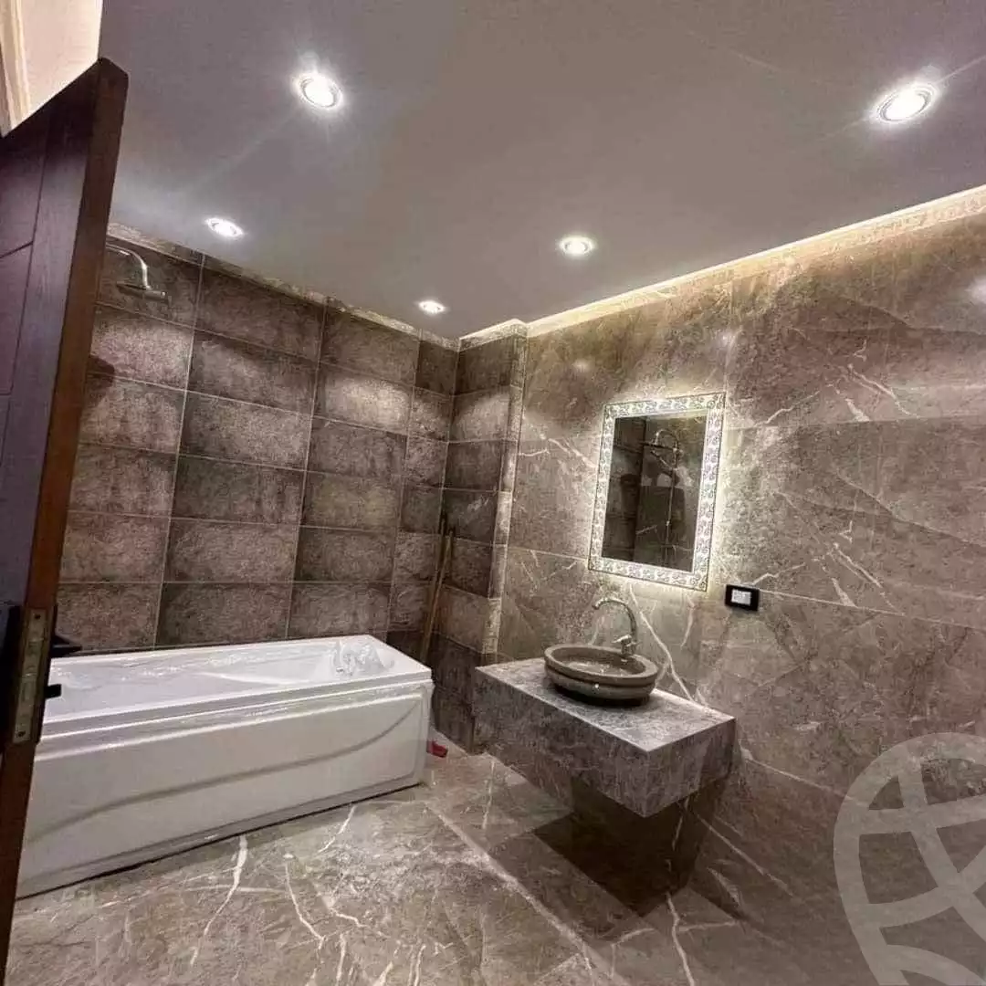 https://aqarmap.com.eg/ar/listing/4187022-for-sale-cairo-al-oubour-l-bwr-ljdyd-skn-msr
