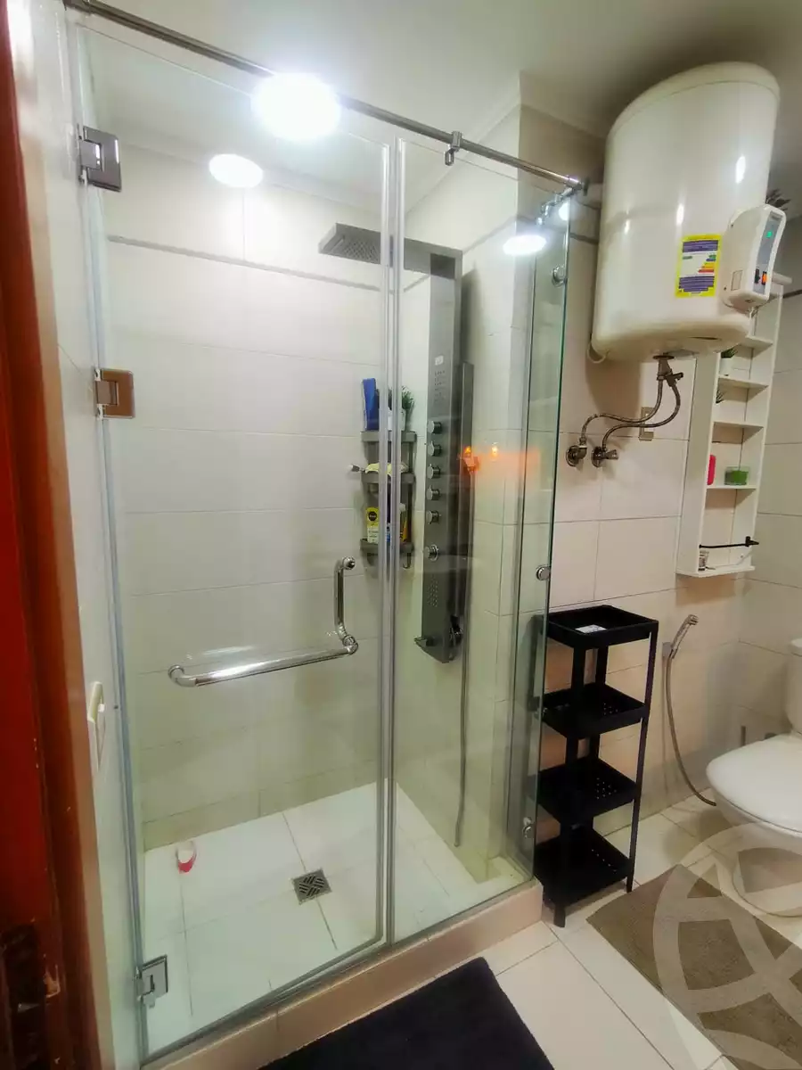 https://aqarmap.com.eg/en/listing/4188859-for-sale-cairo-el-sheikh-zayed-city-compounds-greens