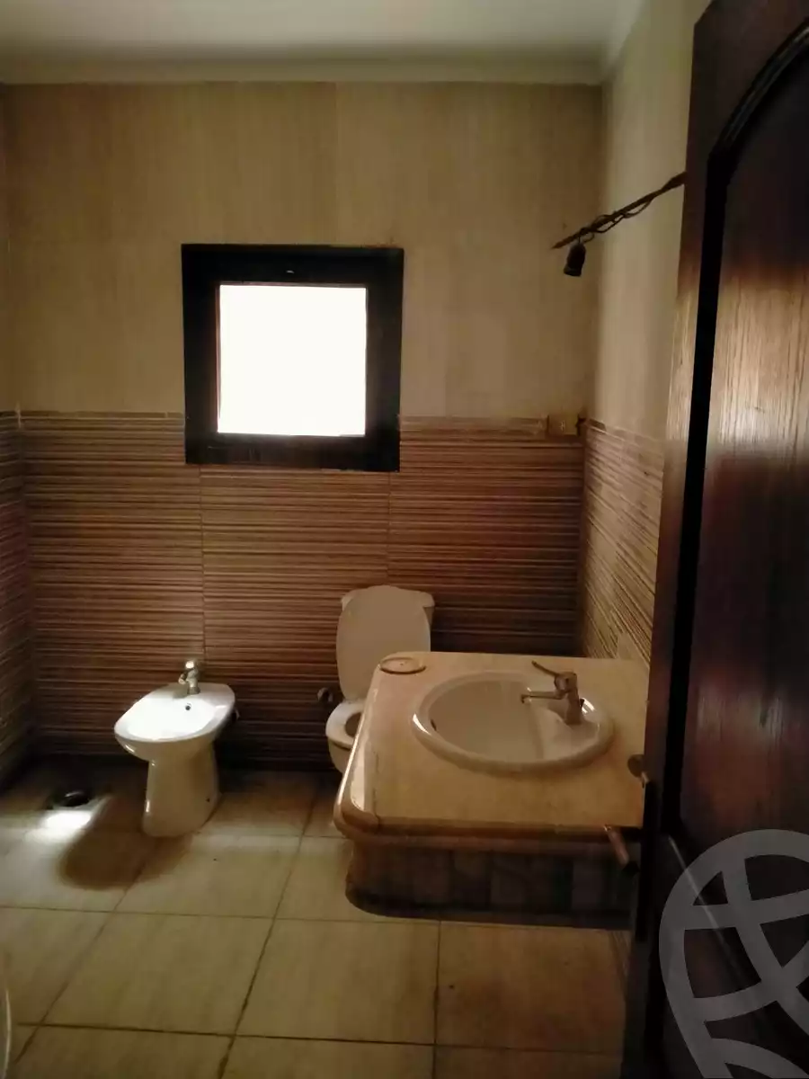 https://aqarmap.com.eg/en/listing/4189720-for-sale-cairo-cairo-hdyq-lhrm-lmntqh-l