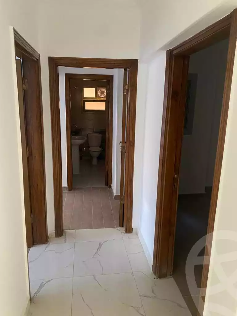 https://aqarmap.com.eg/ar/listing/4190060-for-rent-cairo-mokattam-shareaa-9