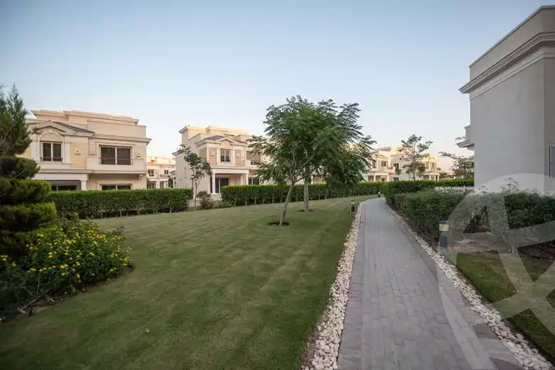 https://aqarmap.com.eg/ar/listing/4193732-for-sale-cairo-6th-of-october-compounds-mountain-view-october-park