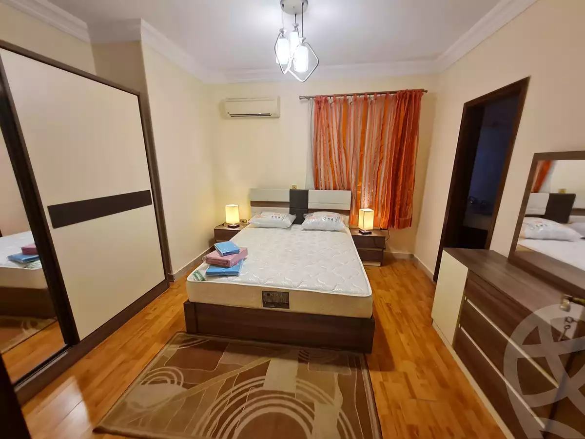 https://aqarmap.com.eg/ar/listing/4195277-for-rent-cairo-el-sheikh-zayed-city-compounds-in-sheikh-zayed-hadayek-el-mohandiseen